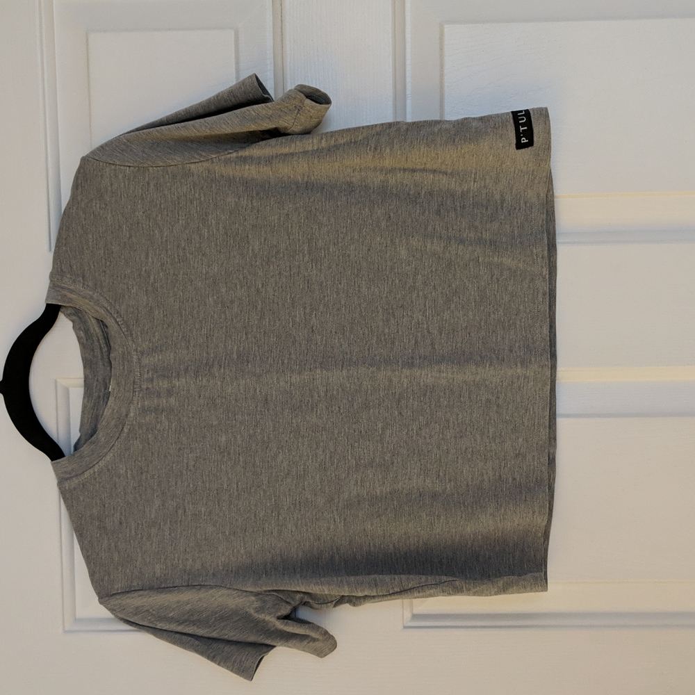 P'tula "Date Night Crop" in color Heathered Grey X-Small